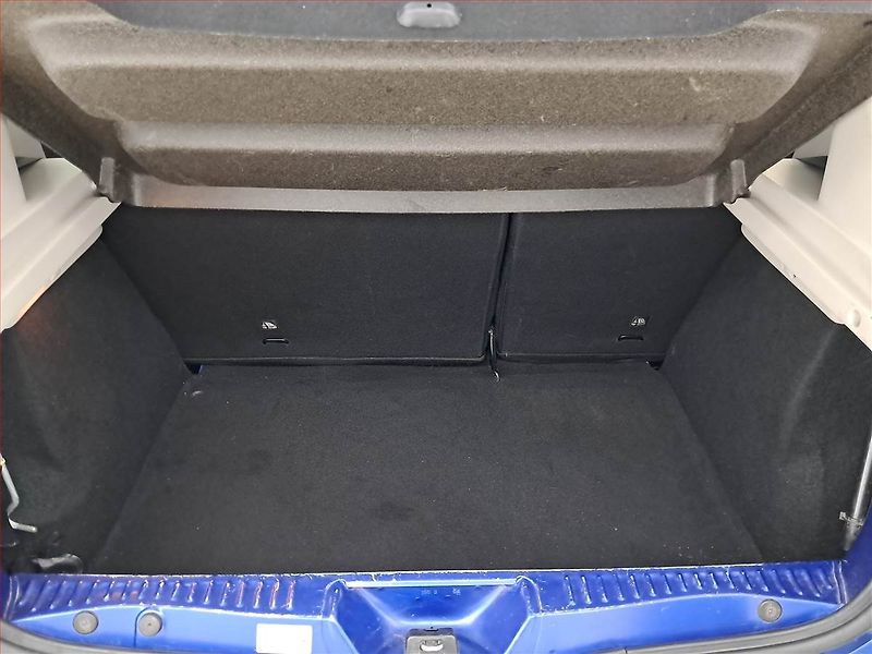 Dacia Sandero (2014) 1.2 16V, po STK, Tažné - fotka 13 z 13