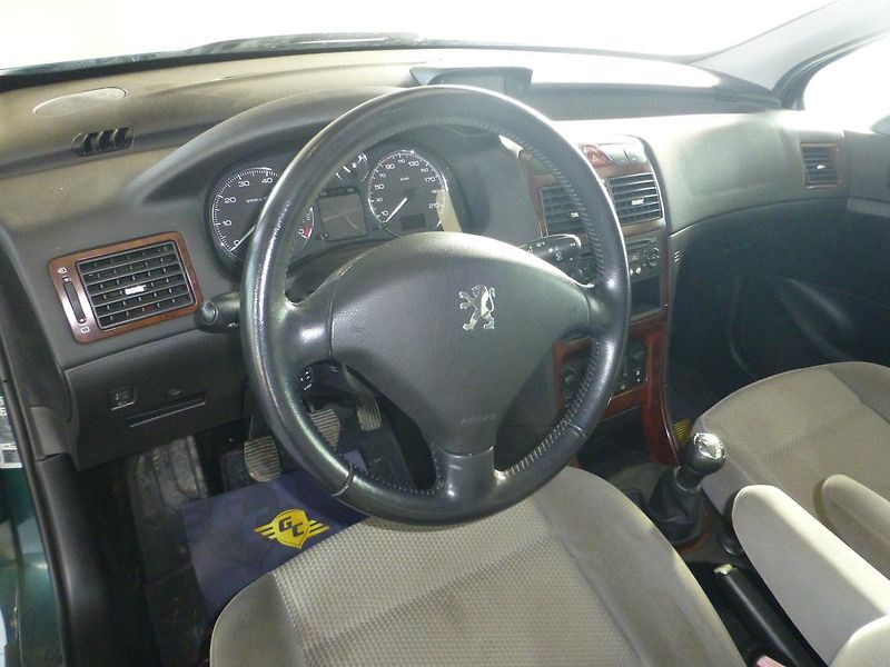 Peugeot 307 (2006) 1,6I-80KW*KLIMA**VYHŘ.SEDADLA* - fotka 11 z 24