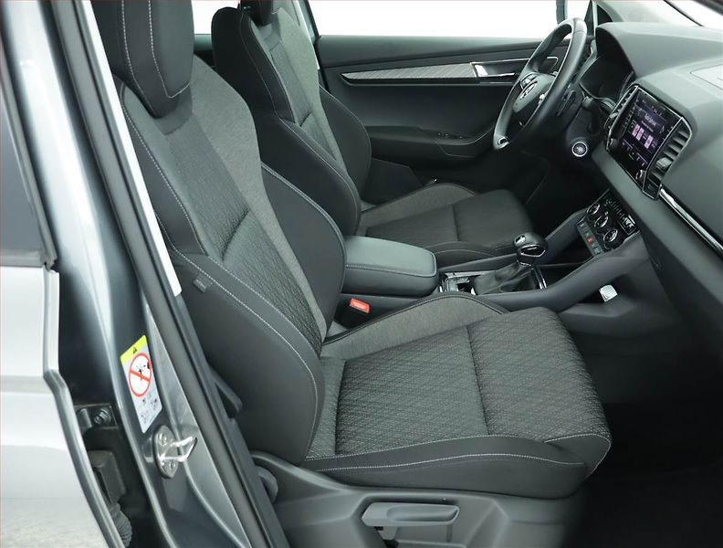 Škoda Karoq (2022) Style 1.5 TSI - fotka 9 z 17