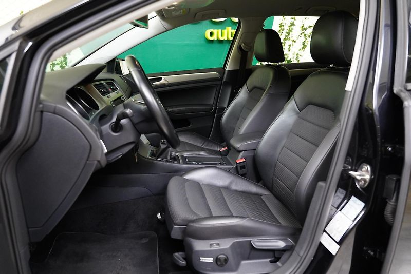 Volkswagen Golf - fotka 11 z 25