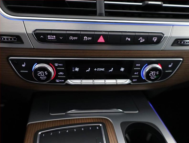 Audi Q7 (2016) S-Line 3.0 TDI - fotka 10 z 19