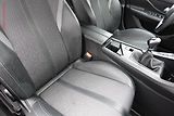 Peugeot 308 (2022) 1.2PT, ČR, Allure, LED - náhled 11