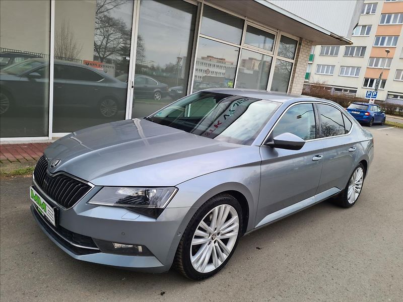 Škoda Superb III 2.0TD*NAV*EL.KUFR*SERV - fotka 8 z 29