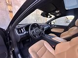 Volvo XC60 (2017) - náhled 10