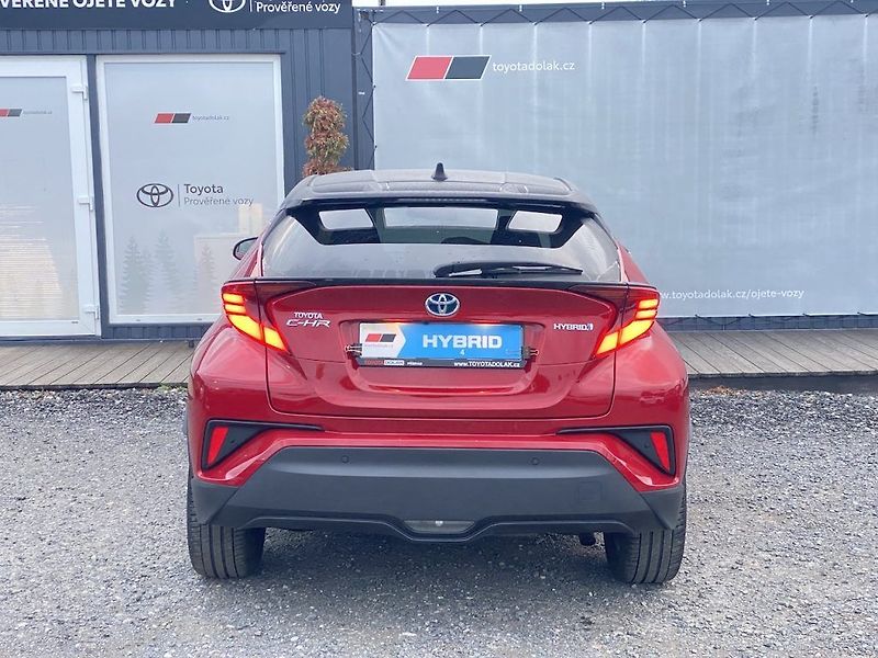Toyota C-HR 1.8HSD, ČR, Selection, záruka - fotka 6 z 16