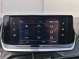 Peugeot 2008 (2021) 1.2 PT, ČR, Allure - náhled 17