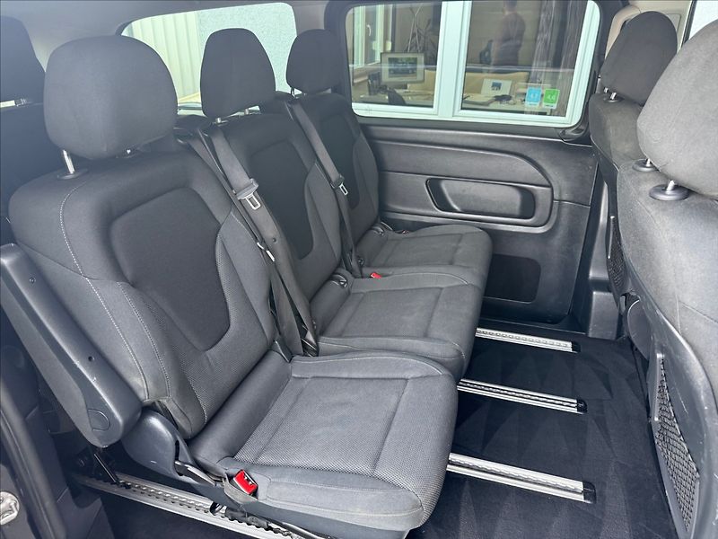 Mercedes-Benz Třídy V 2,2 V220d 8míst,LED,po servisu - fotka 21 z 30