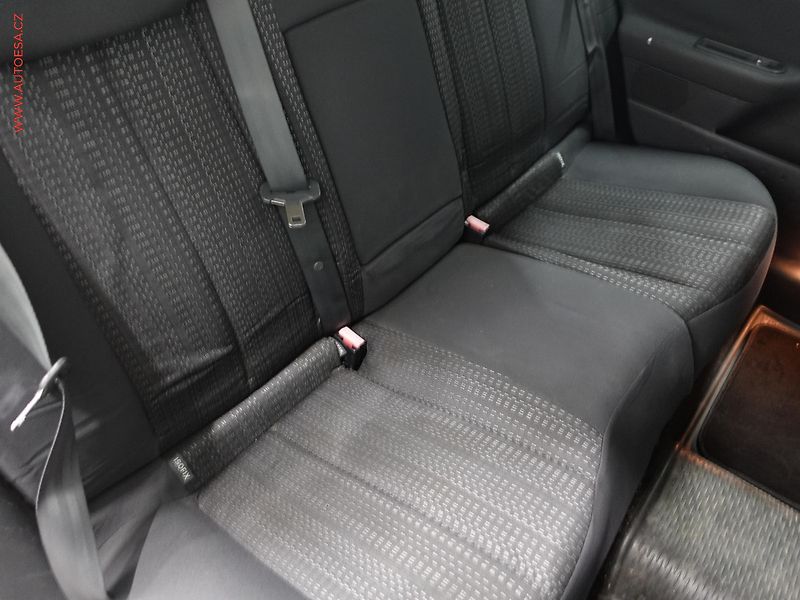 Renault Mégane (2006) 1.6i, ČR, AC, temp, STK2/28 - fotka 12 z 22
