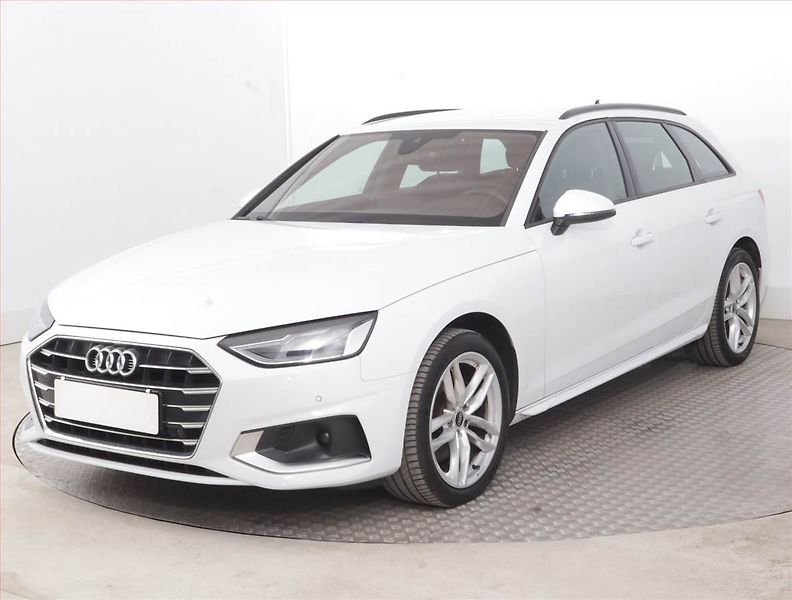 Audi A4 (2024) 2.0 TDI - fotka 2 z 16