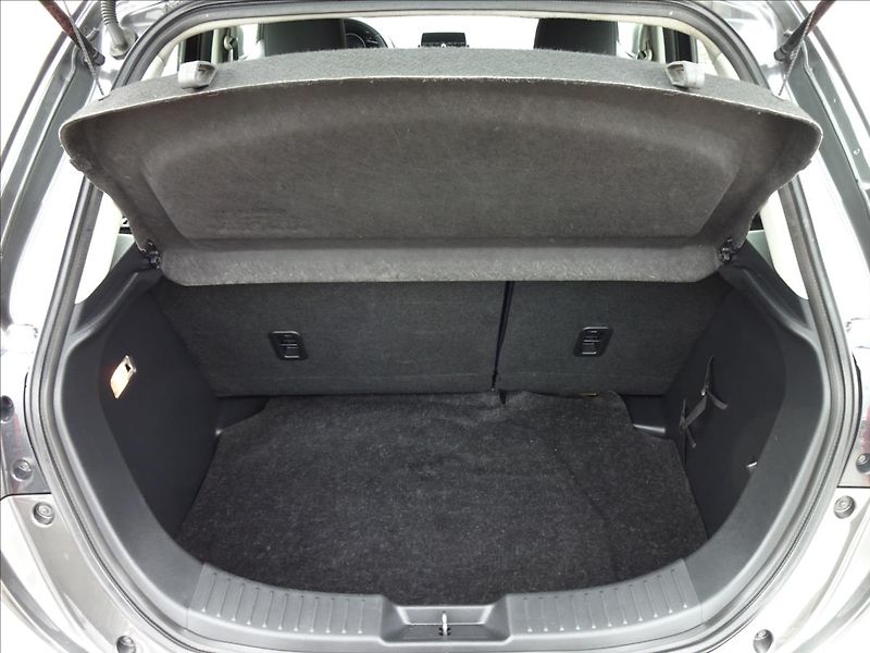 Mazda 2 1,5 i SKYACTIVE - fotka 24 z 48