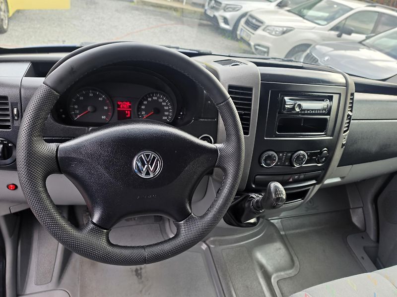 Volkswagen Crafter 2.5 TDI 100kw 6ti 8 Paleta - fotka 30 z 37