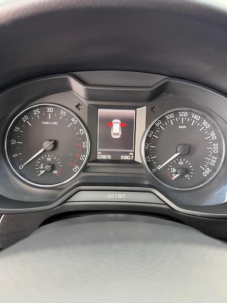 Škoda Octavia (2014) Škoda Octavia, 2.0 TDI Style - fotka 10 z 19