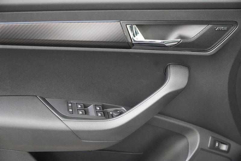 Škoda Karoq - fotka 12 z 29