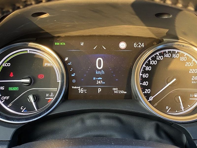 Toyota Camry 2.5HSD, ČR, Executive, záruka - fotka 15 z 30