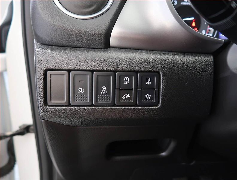 Suzuki Vitara (2022) Premium 1.4 BoosterJet, 4X4 - fotka 21 z 23