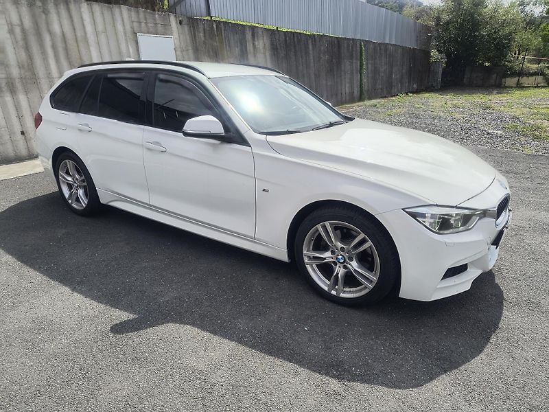 BMW Řada 3 (2019) 320 M XD AT ČR/NAVI/KAMERA/ALU - fotka 7 z 53