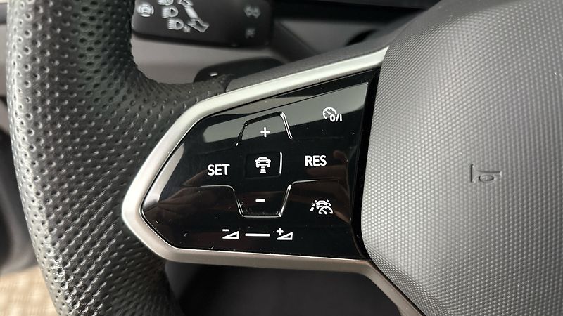Volkswagen Arteon 2.0 TDI DSG R-Line Shooting Br - fotka 14 z 28