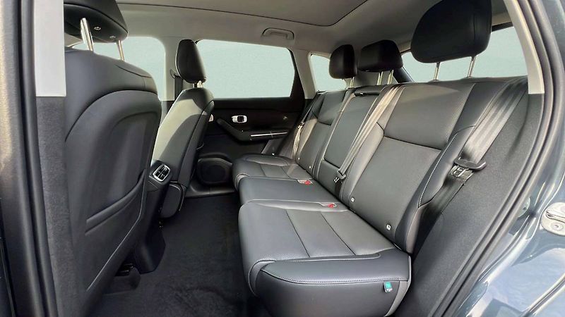 Leapmotor C10 (2025) Design 81,9 kWh AWD/172078 - fotka 29 z 40
