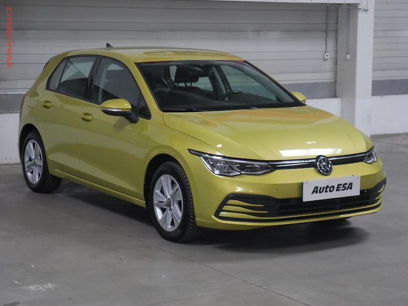 Volkswagen Golf (2020) 1.5TSi, LED, navi - fotografie inzerátu