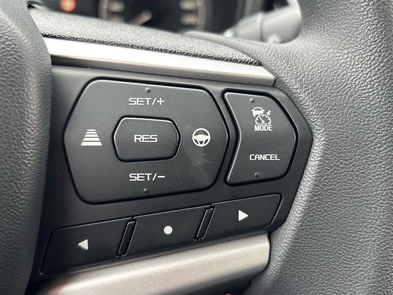 Isuzu D-Max (2026) 1.9 D Double Cab LS 4WD AT - fotka 25 z 30