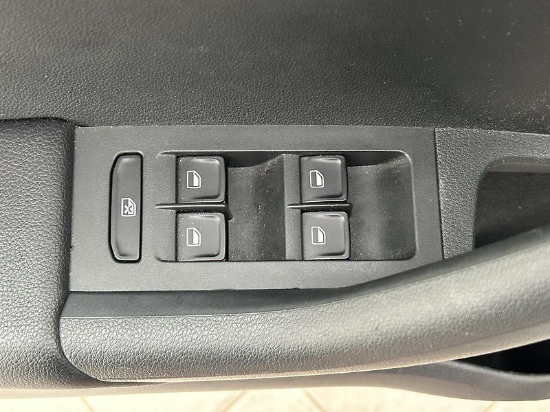 Škoda Octavia 1.2 TSI Elegance plus - fotka 13 z 28