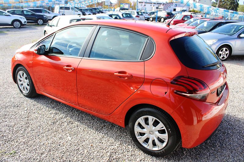 Peugeot 208 (2018) 1,2i KLIMA EL.OKNA TEMPOMAT  - fotka 5 z 20