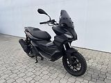 Aprilia (2026) SR GT 200 EU5+ - náhled 1