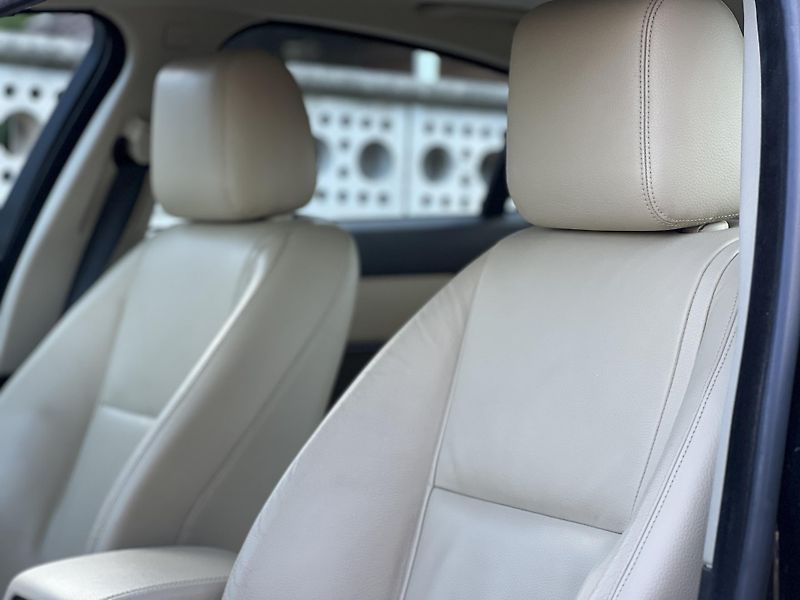 Jaguar XF 3.0D AUTOMAT KŮŽE NAVI KAMERA  - fotka 10 z 51