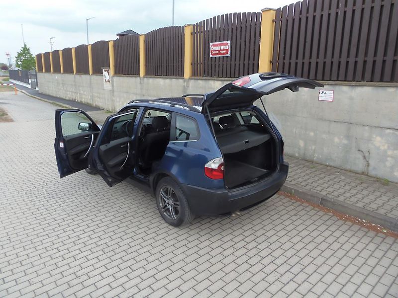 BMW X3 (2005) 3.0 D 150 kw manuál nová STK - fotka 17 z 22