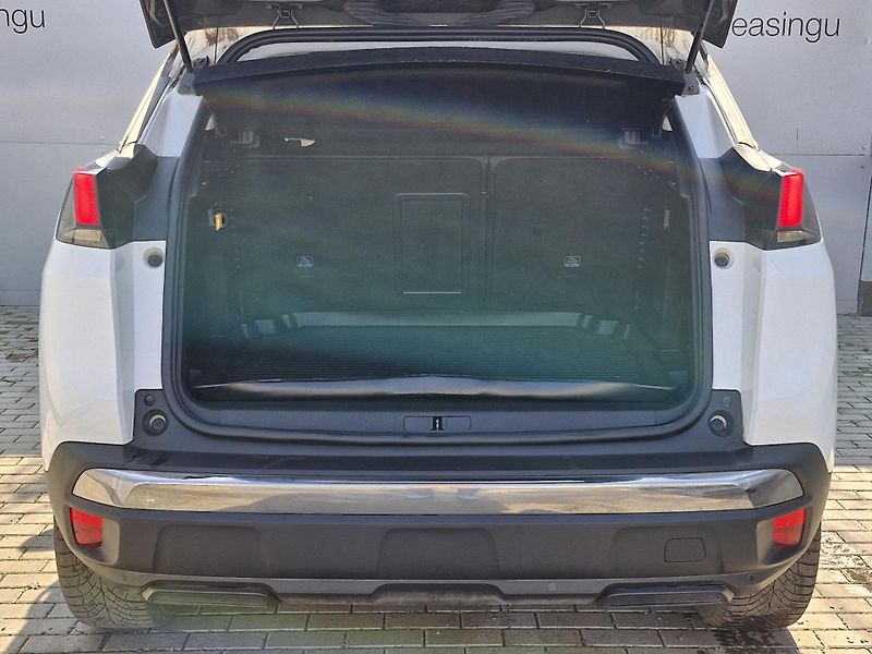 Peugeot 3008  Allure 1,5 BlueHDi (96 kW) - fotka 7 z 10