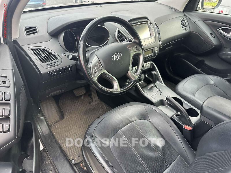 Hyundai ix35 (2014) 2.0 CRDi 4x4, 2.maj,ČR - fotka 3 z 3