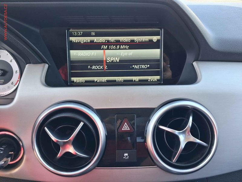 Mercedes-Benz GLK (2014) 2.2CDi, AT - fotka 17 z 24