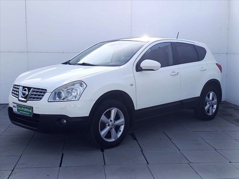 Nissan Qashqai 1,5 DCi Navi Kamera Panorama - fotografie inzerátu