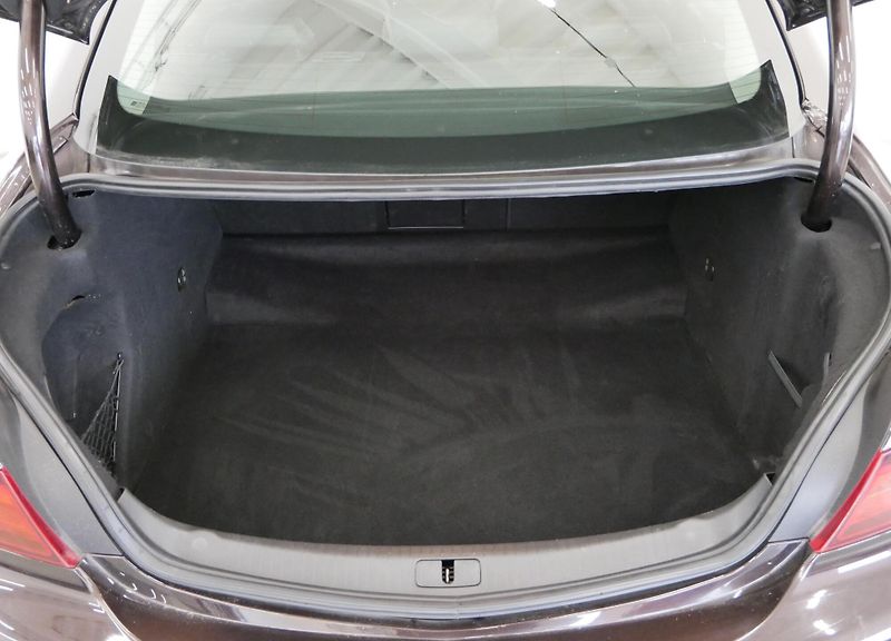 Opel Insignia - fotka 24 z 24