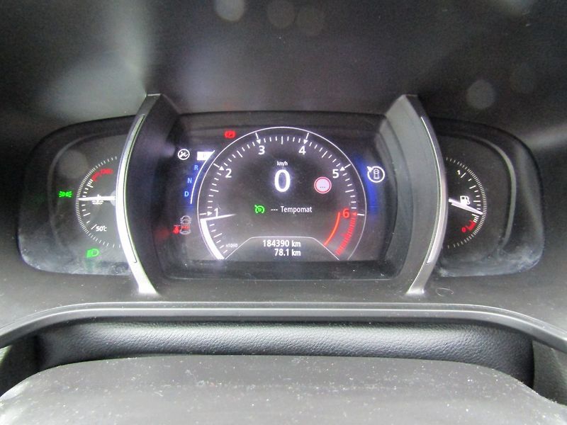 Renault Mégane (2019) 1.3 TCe  AUTOMAT - fotka 33 z 46