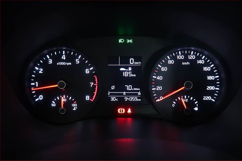 Kia Stonic (2019) 1.4 CVVT, Serv.kniha, Navi - fotka 11 z 18