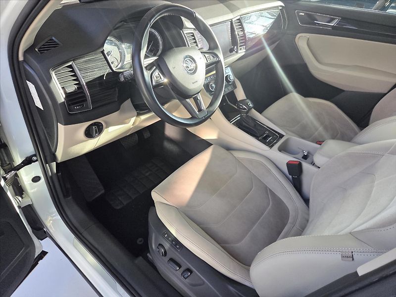 Škoda Kodiaq 2,0 TDi DSG 4x4 Style+ Tažné z - fotka 9 z 29