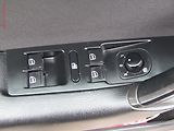 Volkswagen Passat (2011) 1.4 TSi, AC, výhřev sed - náhled 12
