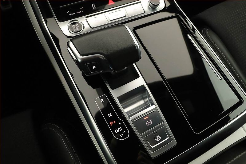Audi Q7 (2022) 55 TFSI - fotka 10 z 20