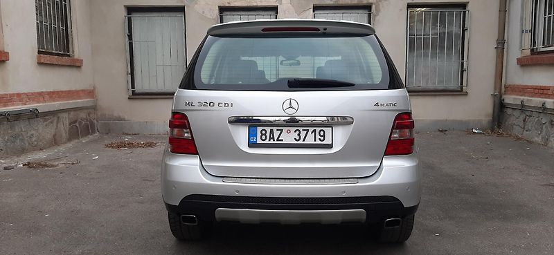 Mercedes-Benz Třídy M (2007) M320CDI 4M NAVI-KUŽE-ALCANTARA - fotka 12 z 42