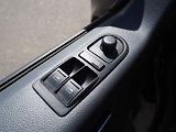 Volkswagen Multivan (2015) 2.0 TDI, 103 kW, 6 míst - náhled 16