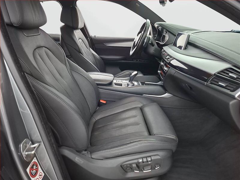 BMW X6 (2016) M Paket xDrive40d - fotka 9 z 24