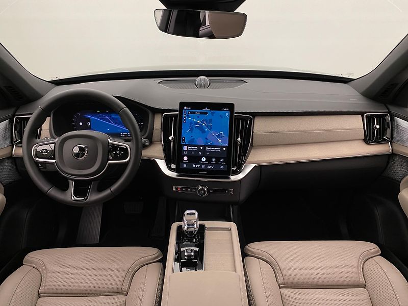 Volvo XC90 (2026) T8 AWD RECHARGE BRIGHT PLUS 7m - fotka 2 z 71