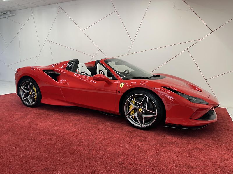 Ferrari F8 (2022) Spider*LIFT*DISPLAY*TEMPOMAT - fotka 9 z 18