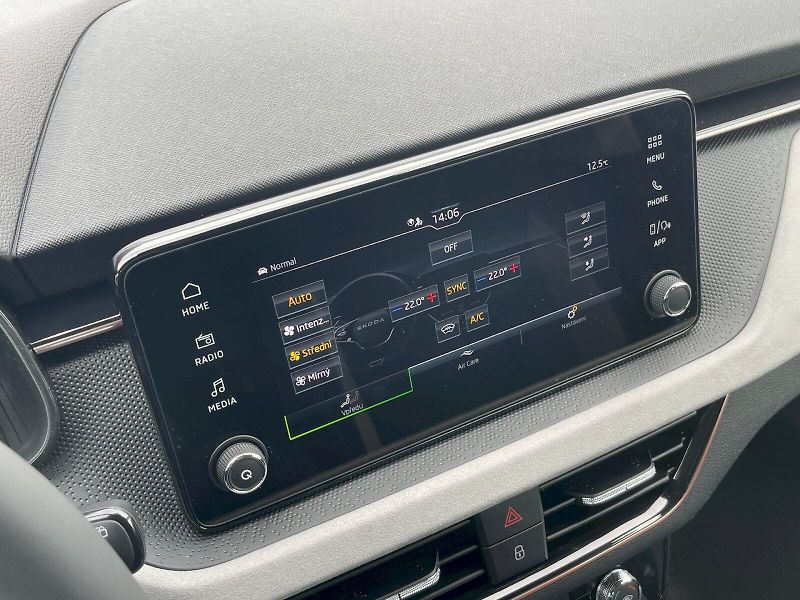 Škoda Kamiq (2026) 1,0 TSI / 85 kW DSG Top Select - fotka 24 z 30