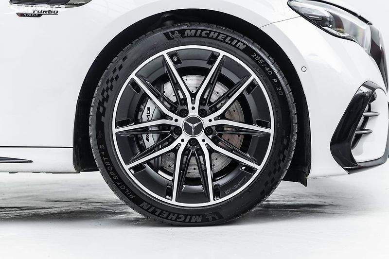 Mercedes-Benz Třídy E 53 AMG Hybrid*AMG Performance - fotka 11 z 41