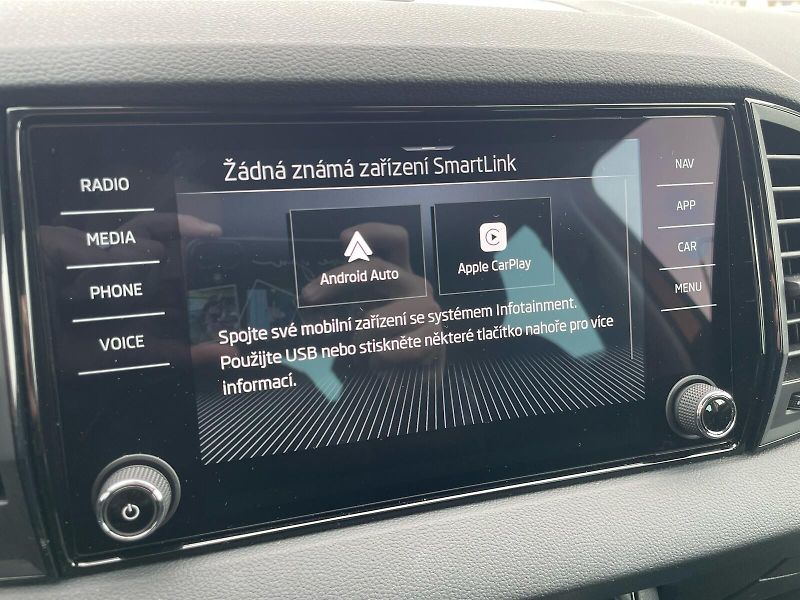 Škoda Karoq 1.5 TSi DSG 7st. SELECTION - fotka 20 z 30