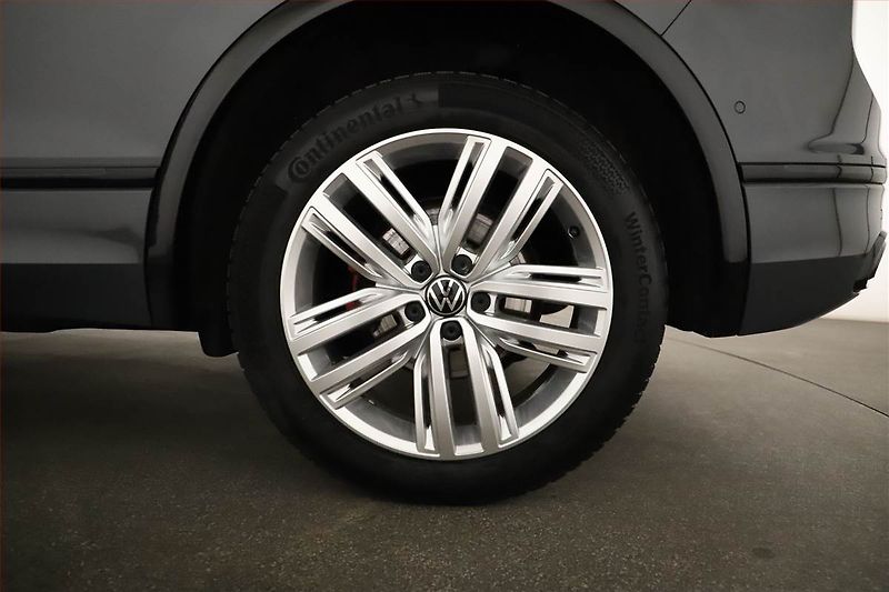 Volkswagen Tiguan (2020) R-Line 2.0 TDI - fotka 12 z 31