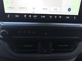 Volkswagen Caravelle 2.0 TDI 4Motion - náhled 14