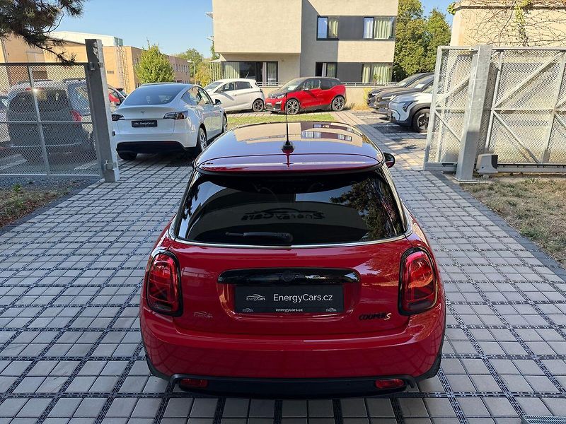 Mini Ostatní SE 135 kW ACC / Tepelné čerpad - fotka 28 z 31